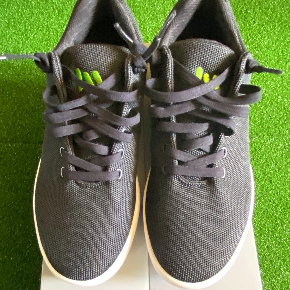 Atoms Men's Shoes Size 8